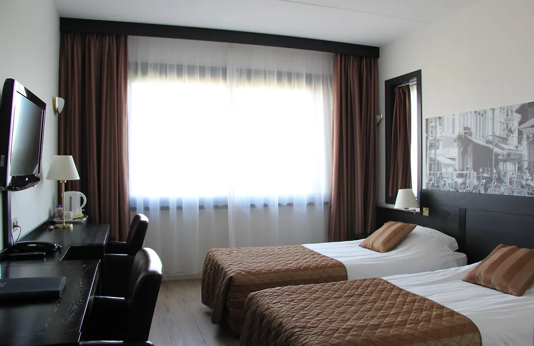 Bastion Hotel Roosendaal-1